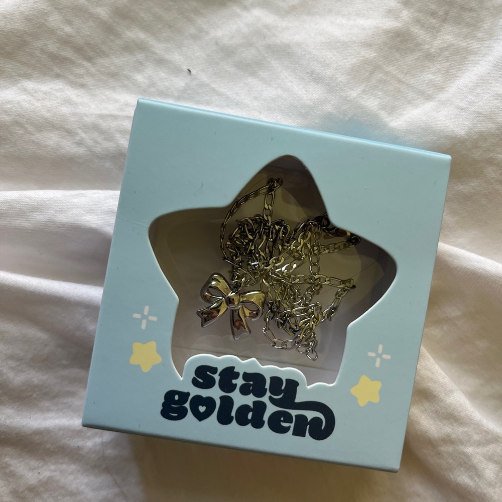 Stay Golden Stainless Steel Silver Bow Necklace - Picture 4 of 6
